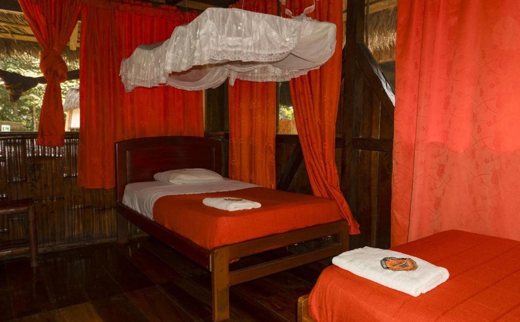 Caiman Lodge - Cuyabeno Nature Amazon Tour ภายนอก รูปภาพ